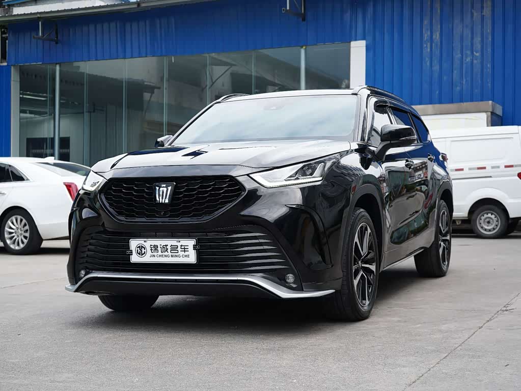 Toyota Crown Kluger