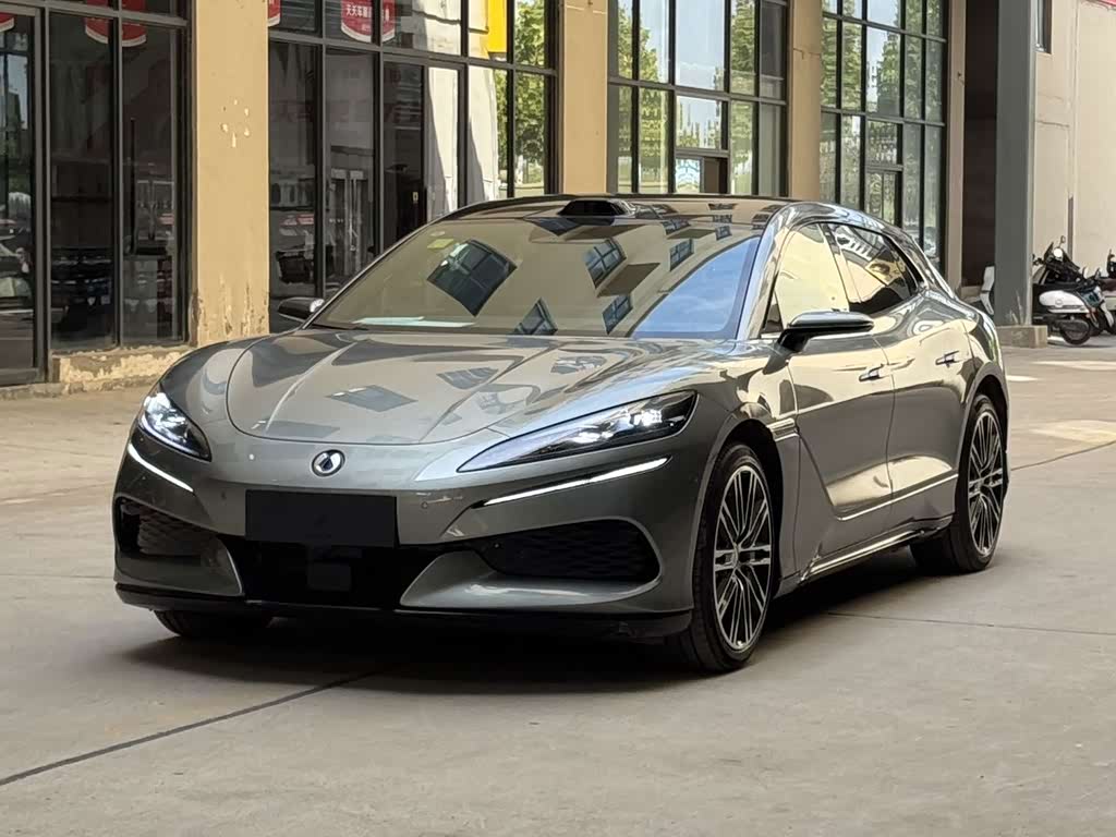 Denza Z9GT
