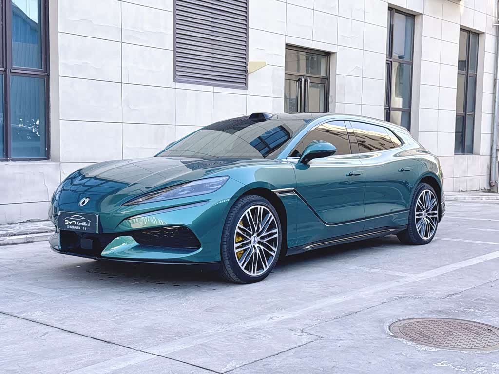 Denza Z9GT