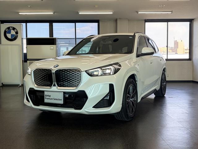 BMW iX1