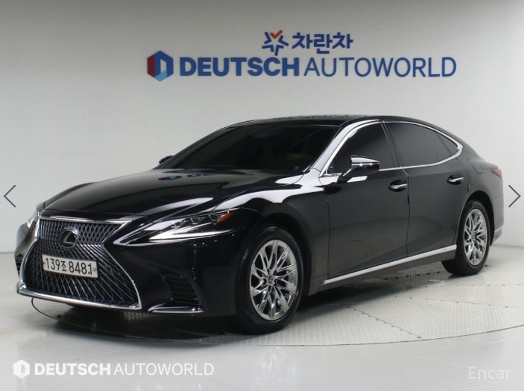 Lexus LS