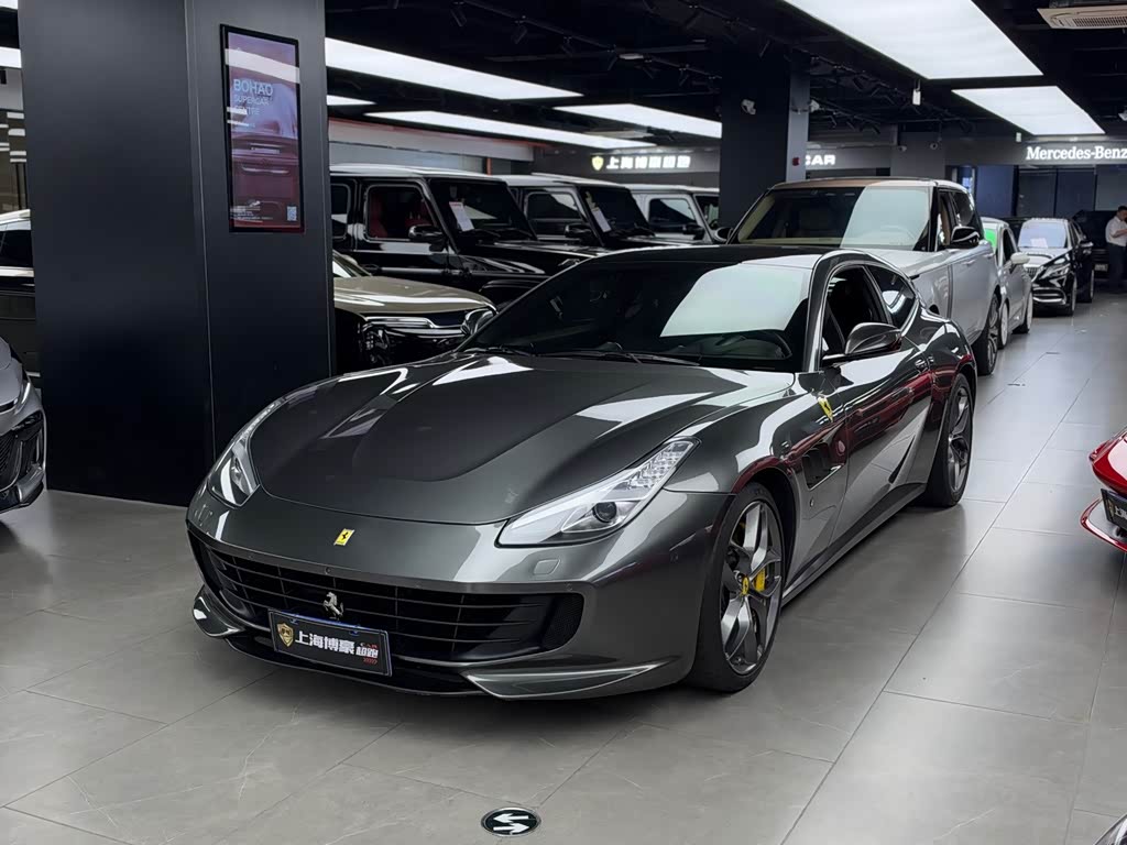 Ferrari GTC4Lusso