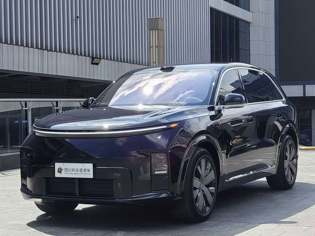 Li Auto L8