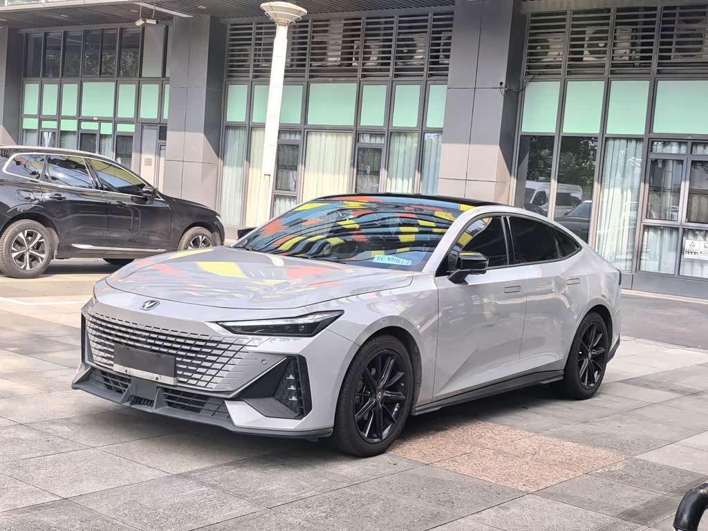 Changan UNI-V