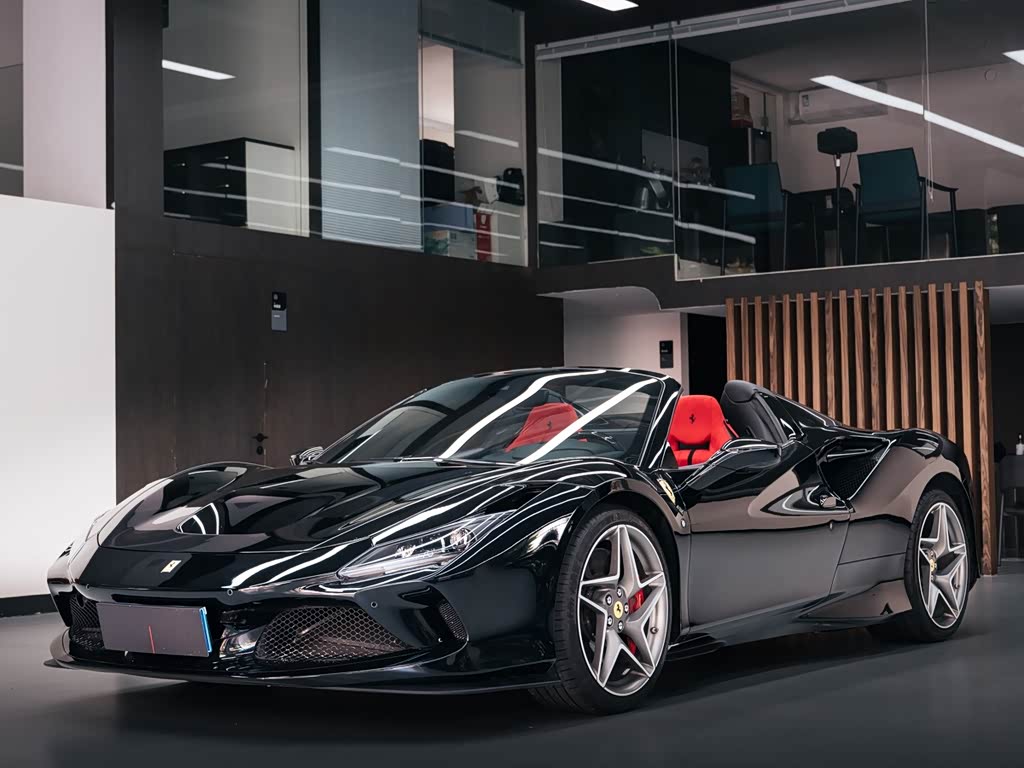 Ferrari F8