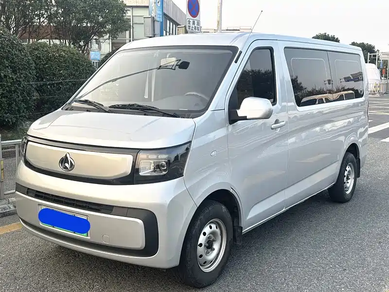 Changan EM60
