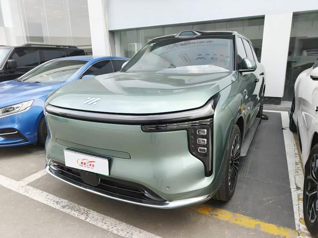 IM Motors LS8