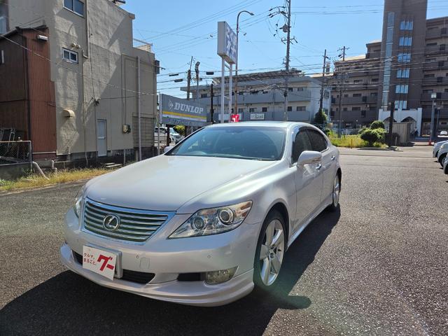 Lexus LS