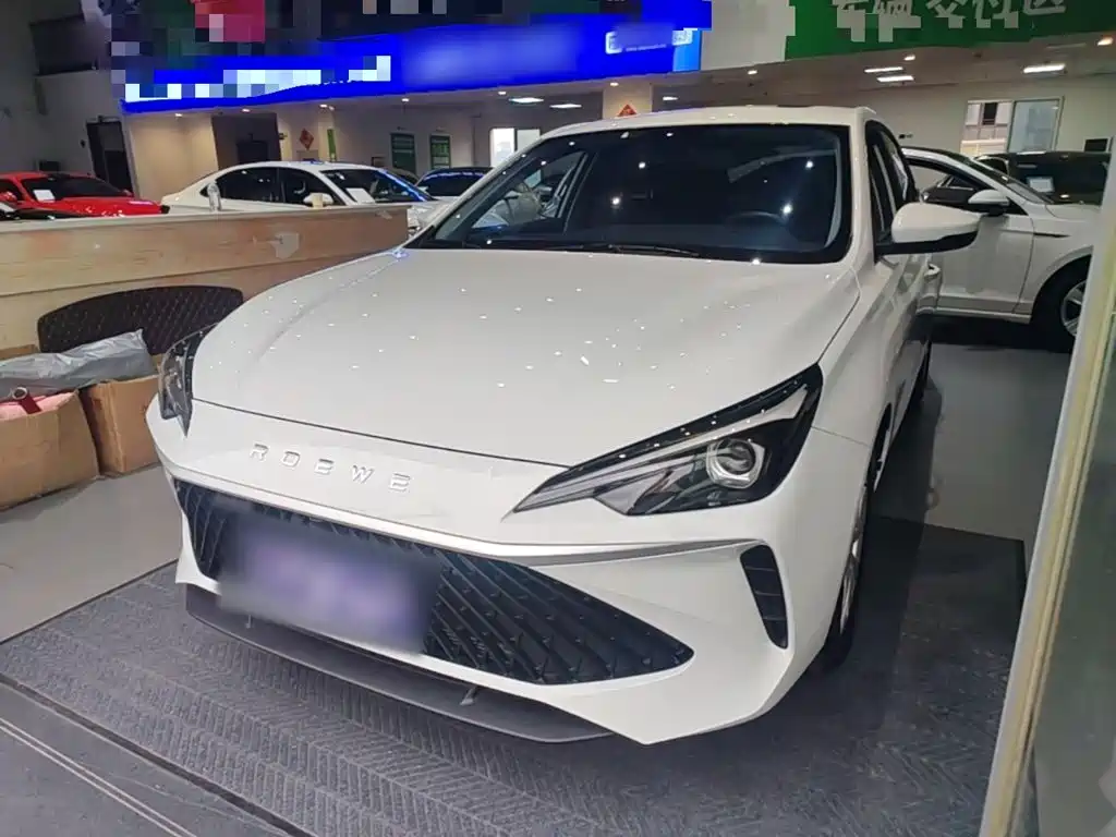 Roewe i5
