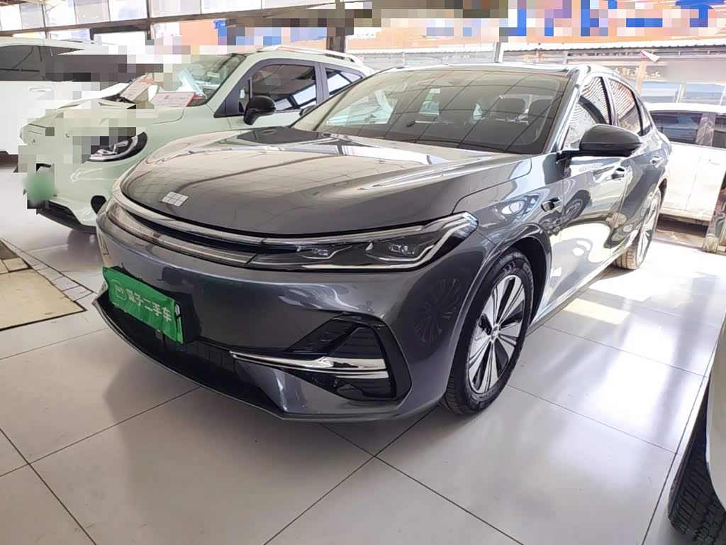 Geely Galaxy Galaxy A7 EM