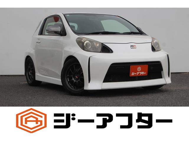 Toyota iQ