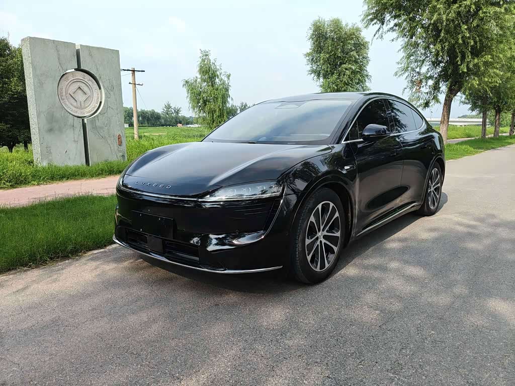 Luxeed R7