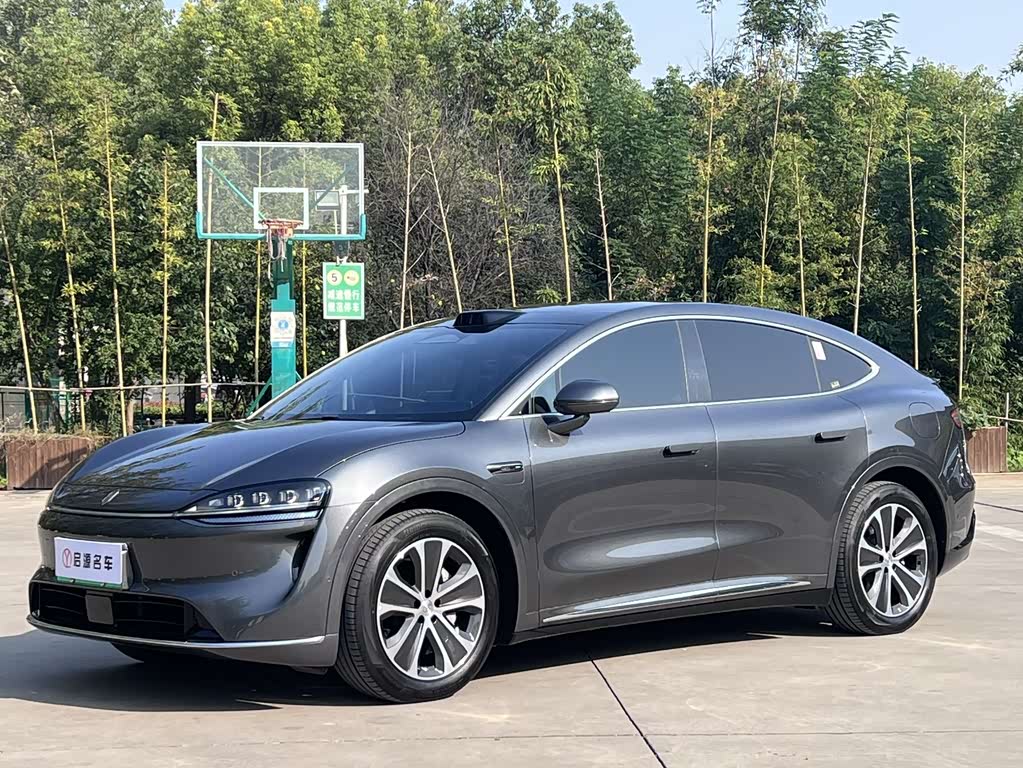 Luxeed R7