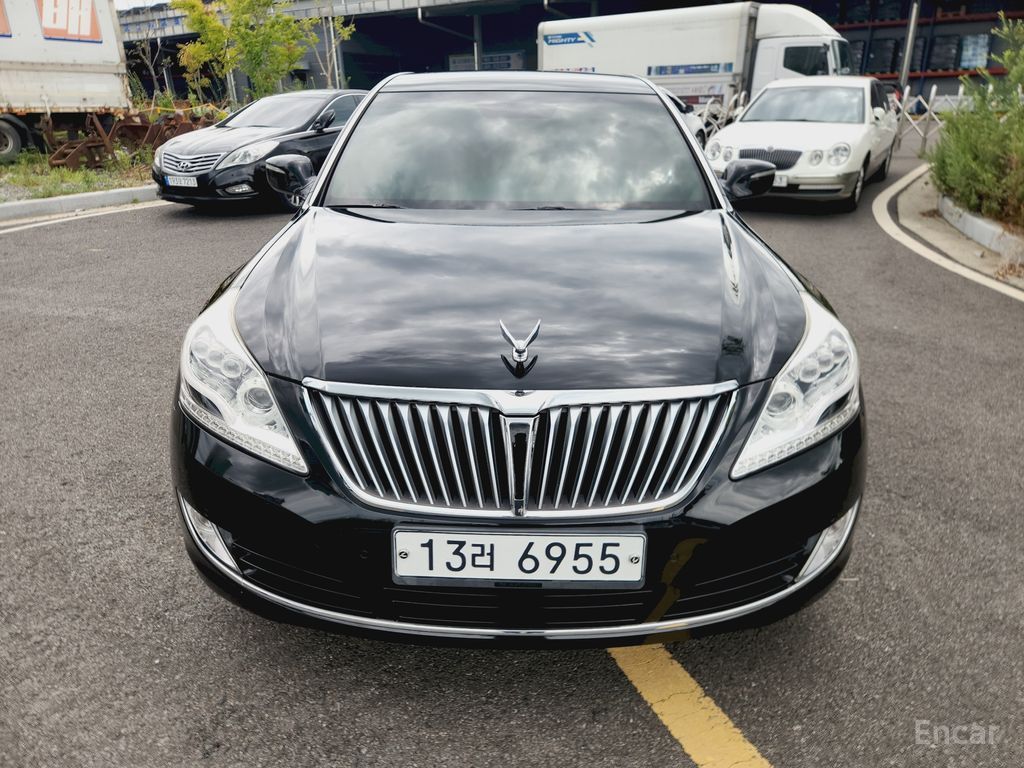 Hyundai Equus