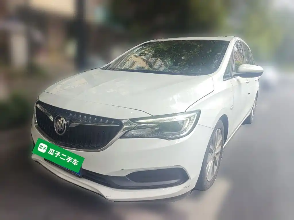 Buick GL6