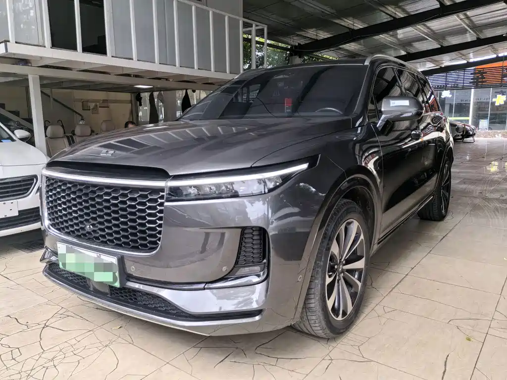 Li Auto ONE