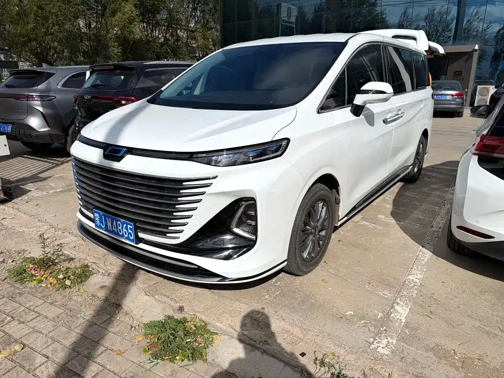 Bestune M9