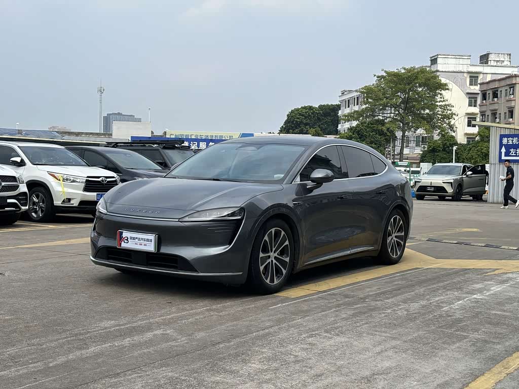 Luxeed R7