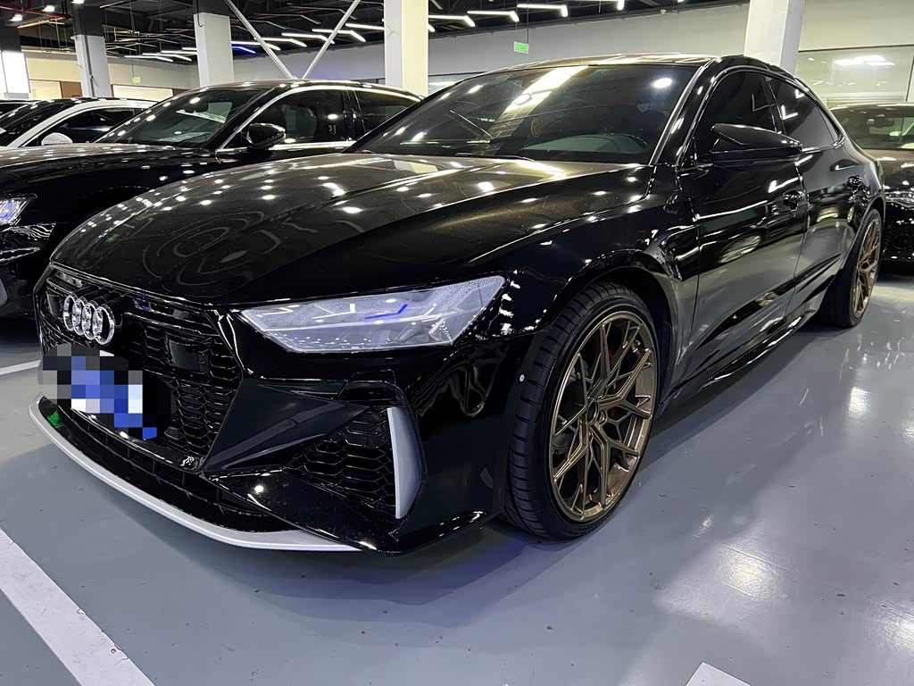 Audi A7L