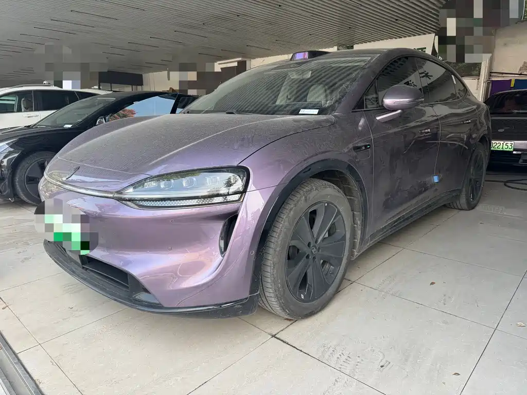 Luxeed R7
