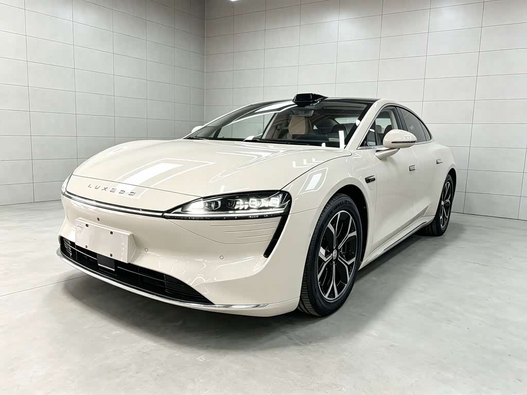 Luxeed S7