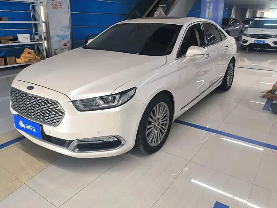 Ford Taurus
