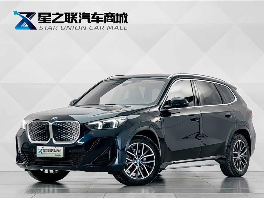 BMW iX1