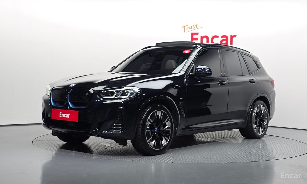 BMW iX3