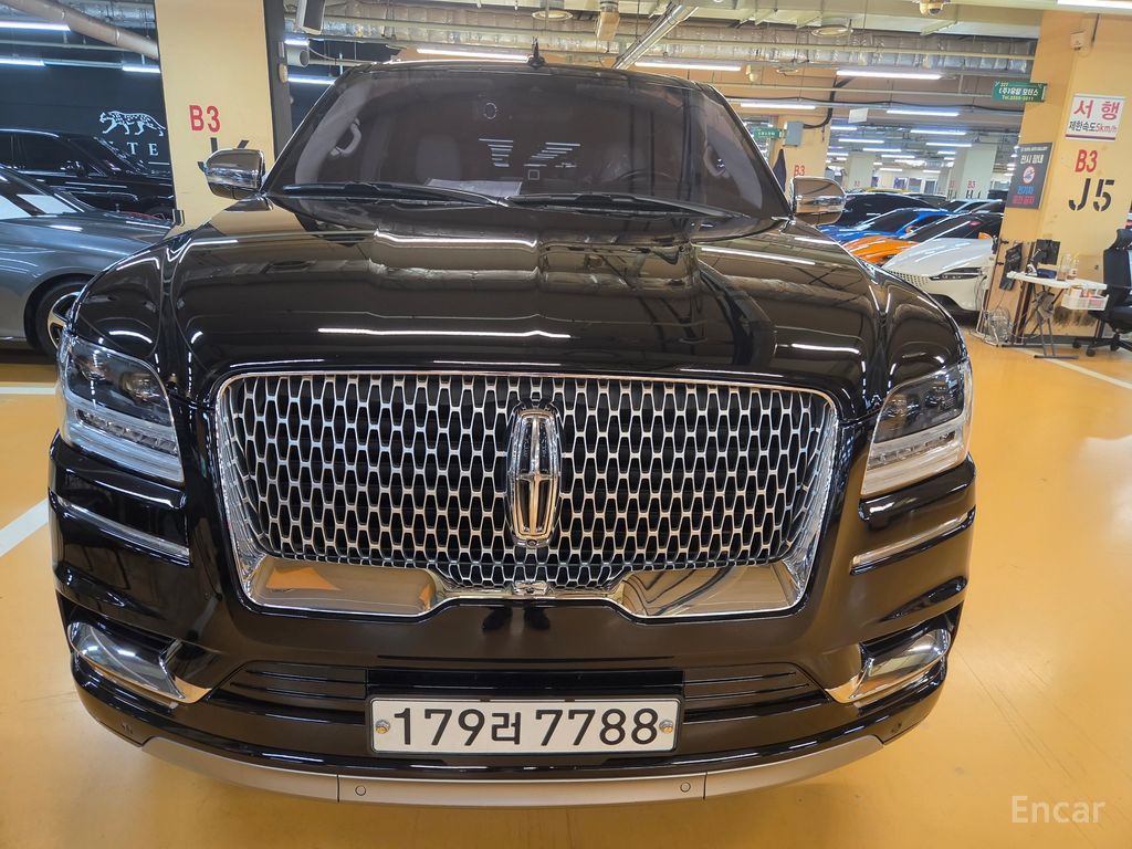 Lincoln Navigator