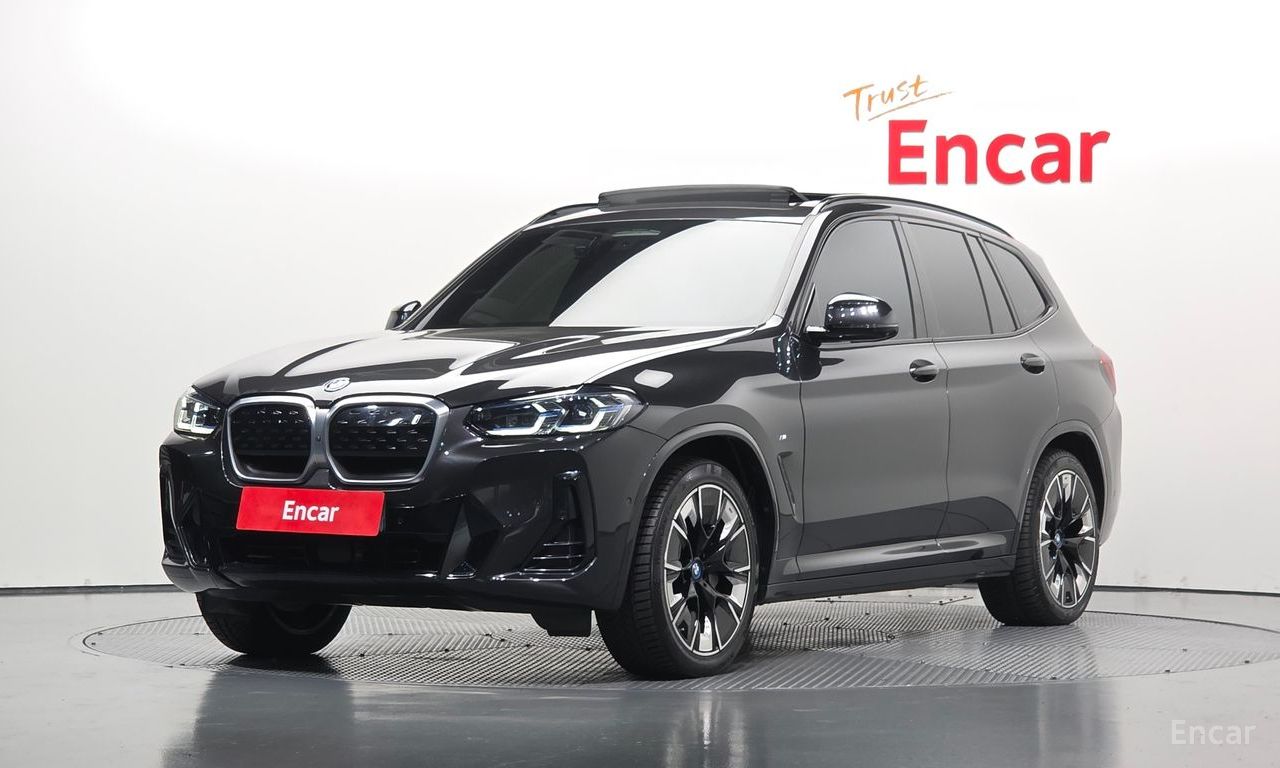 BMW iX3