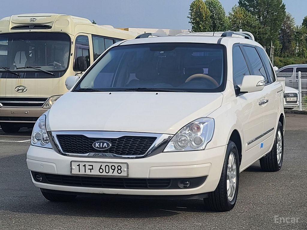 Kia Carnival R