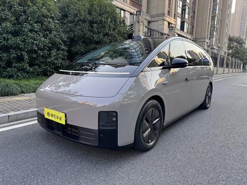 Li Auto MEGA