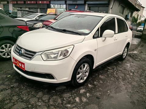 Venucia D50