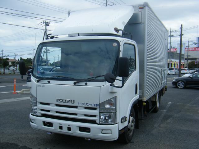 Isuzu