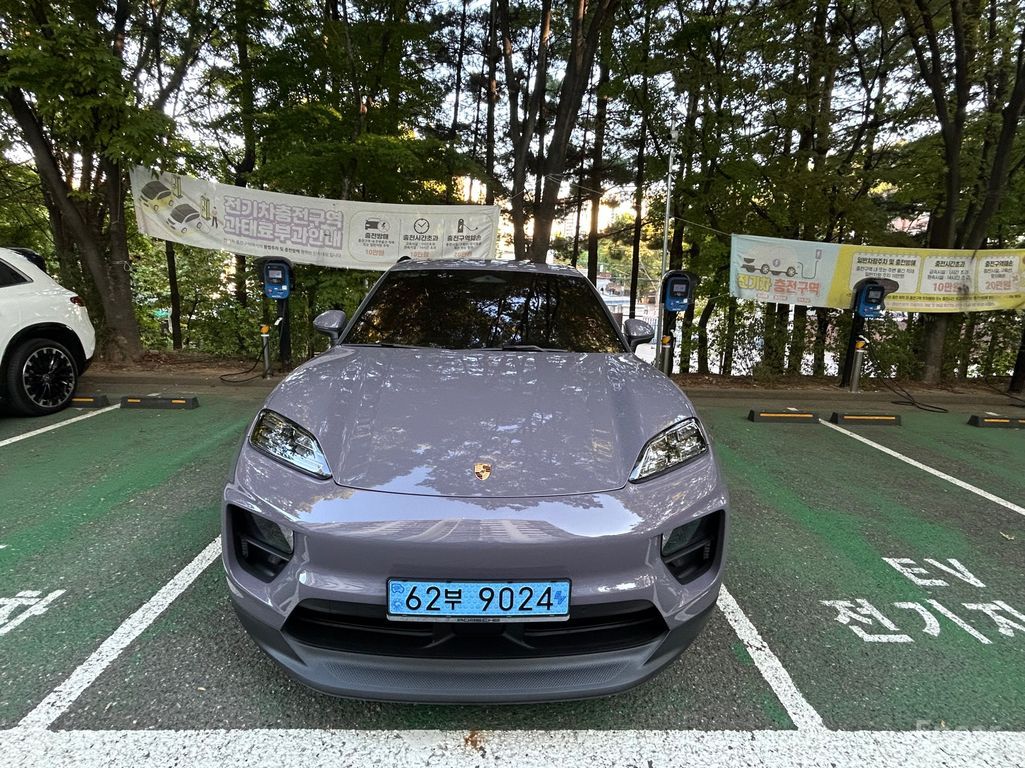 Porsche Taycan