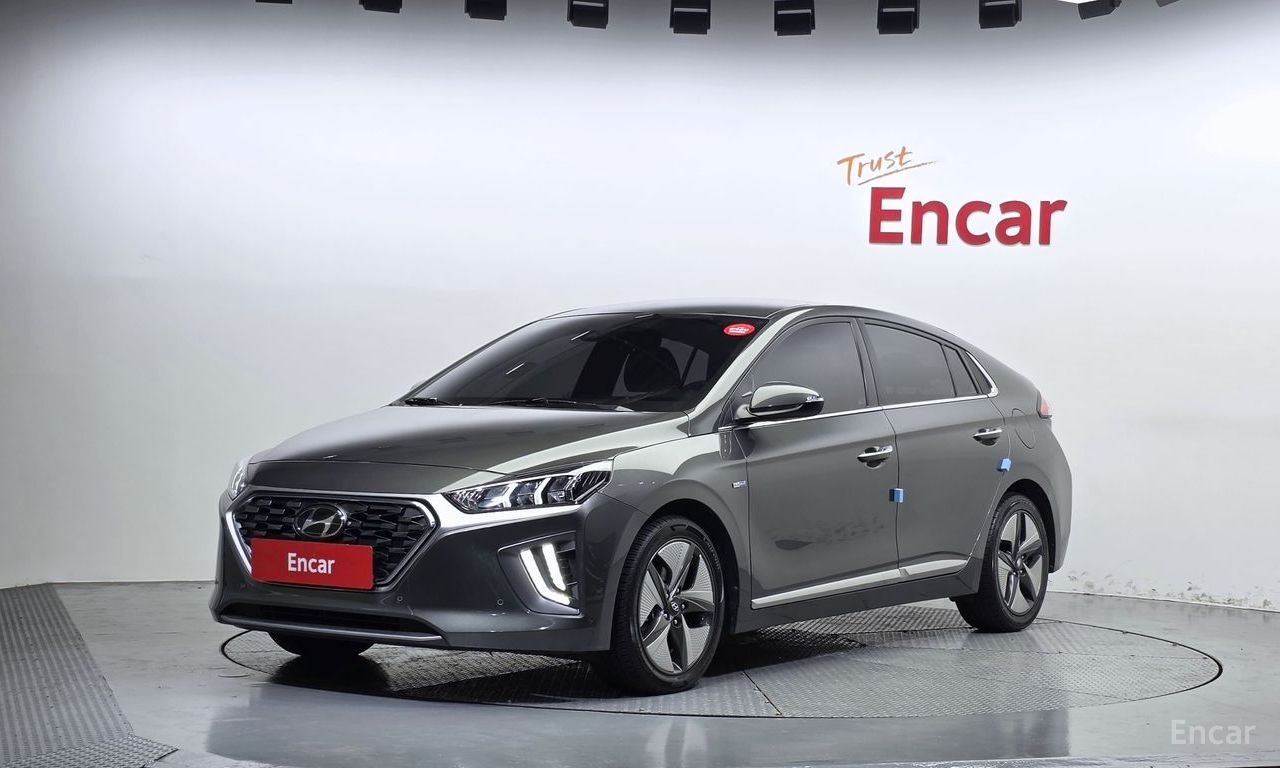 Hyundai IONIQ