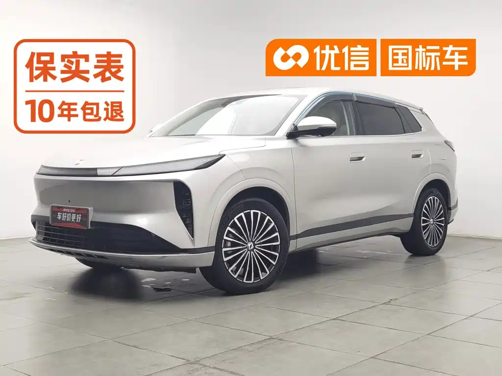 Dongfeng L8