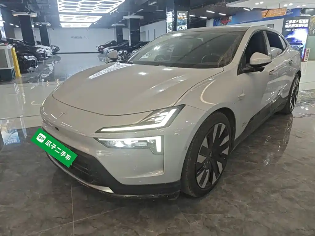 Polestar 4
