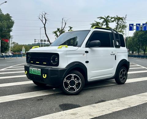 Автомобиль #2403758