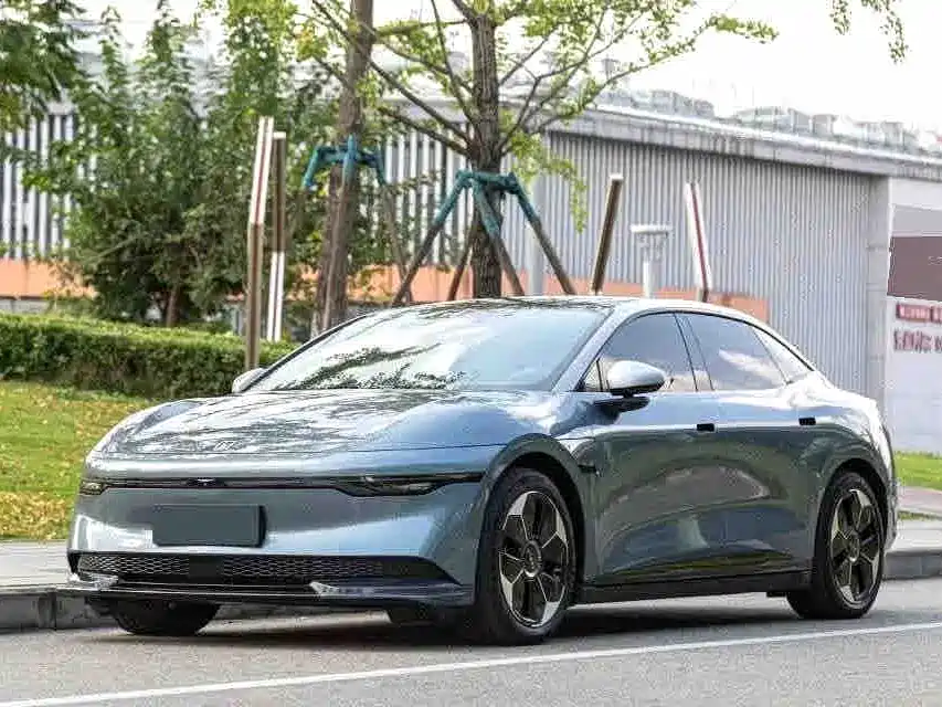 Zeekr 007