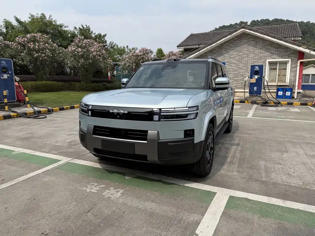 Fangchengbao Leopard 7