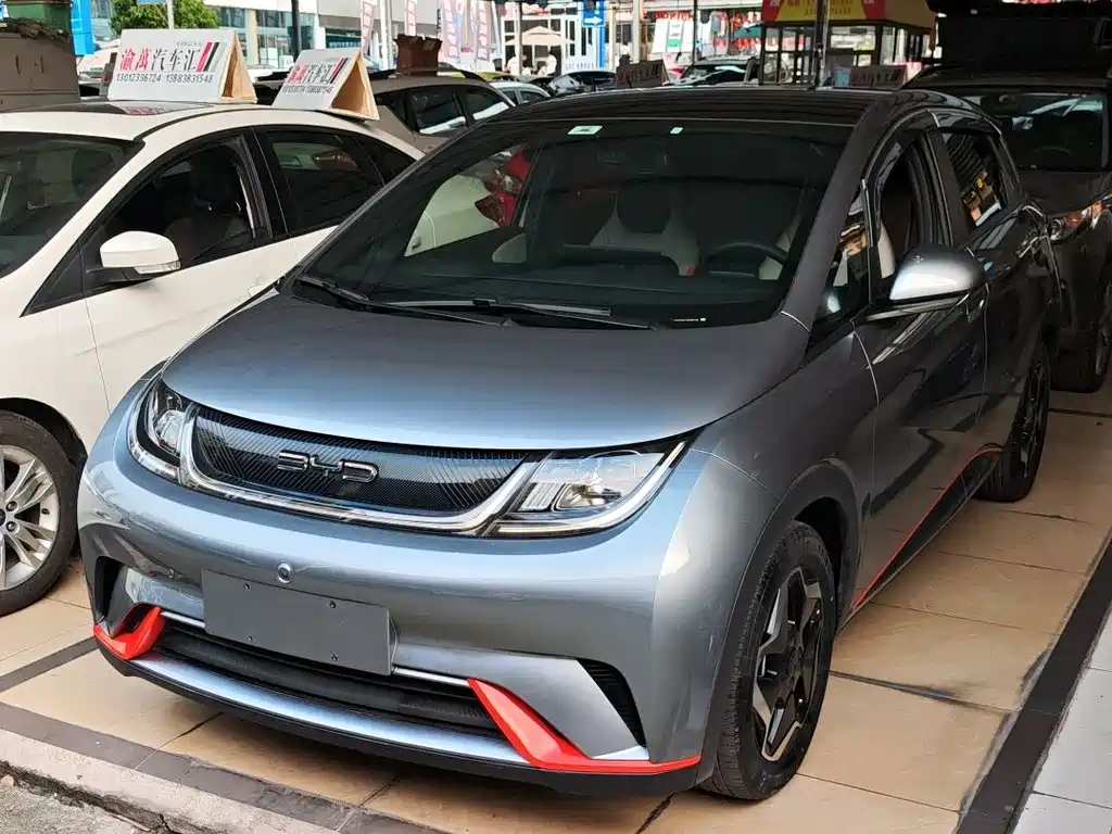 BYD Dolphin