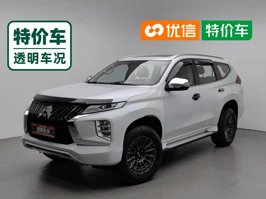Mitsubishi Pajero Sport