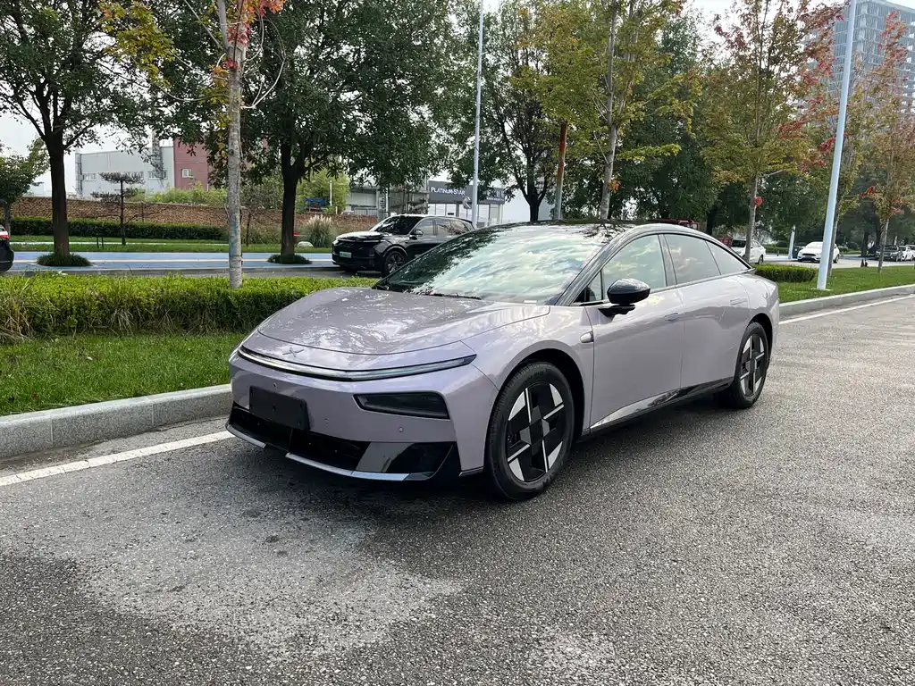 Xpeng P7