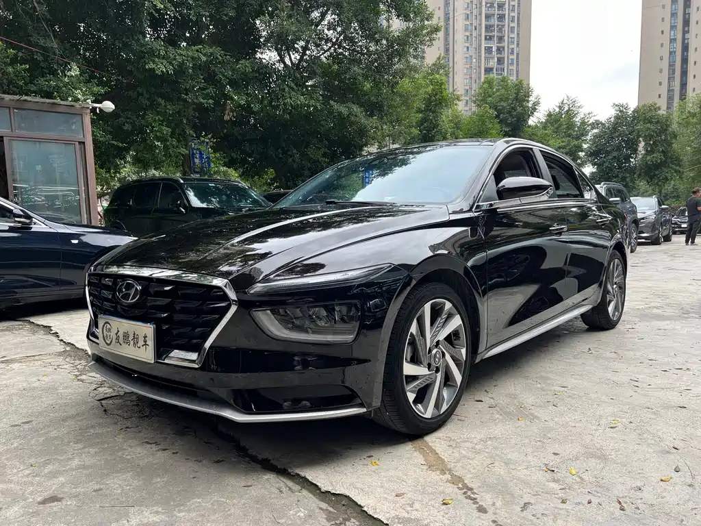 Hyundai Mistra