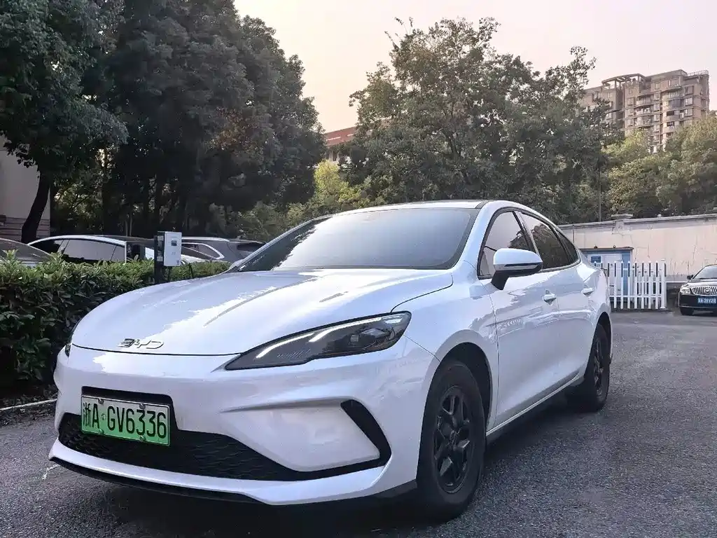 BYD Seal 05 DM-i