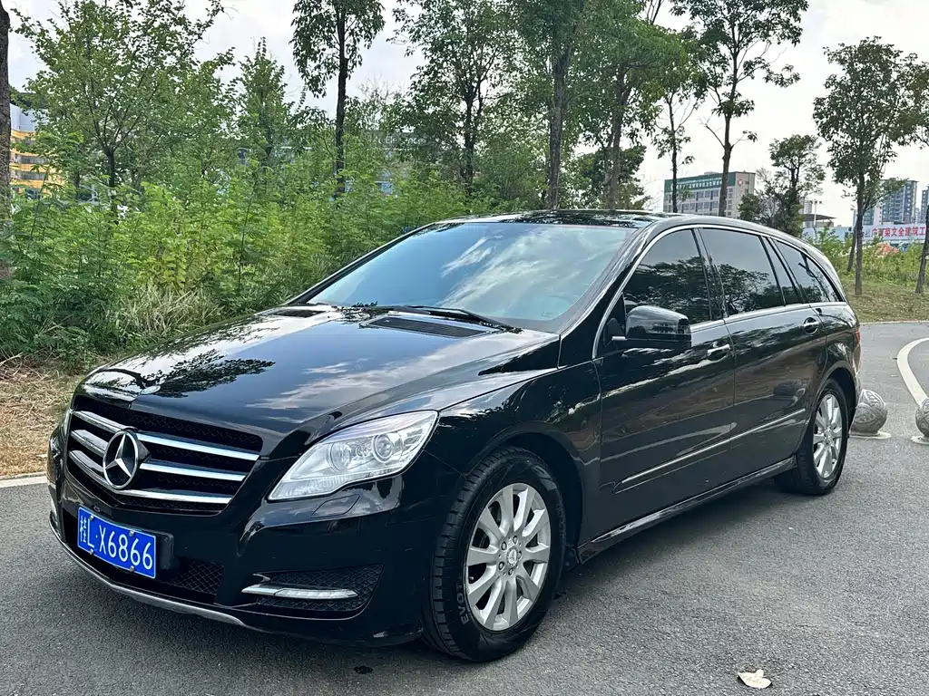 Mercedes-Benz R