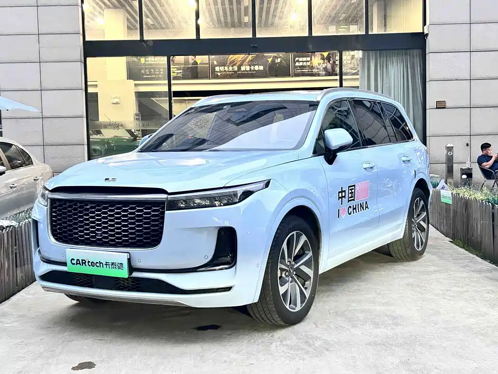 Li Auto ONE