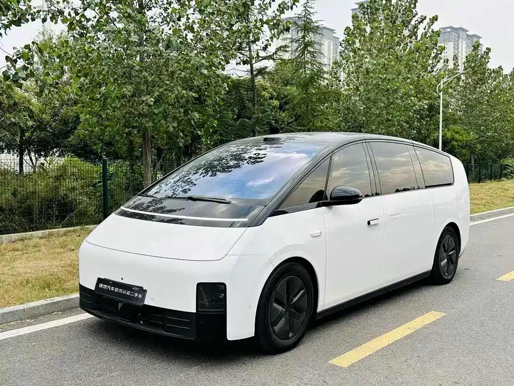 Li Auto MEGA