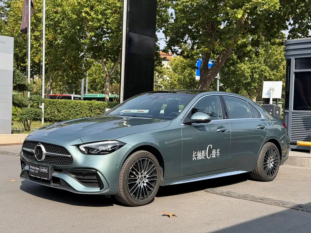 Mercedes-Benz C-Class